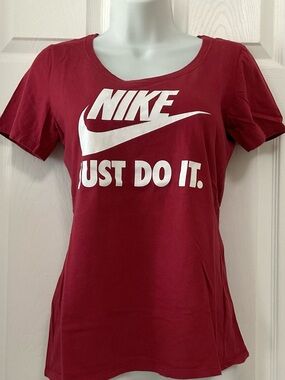 Nike Red 'Just Do It' Graphic Tee
